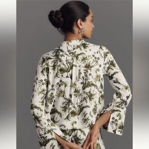NWT By Anthropologie Bell Sleeve Silky Heavy Weight Blouse Green White Floral XL
